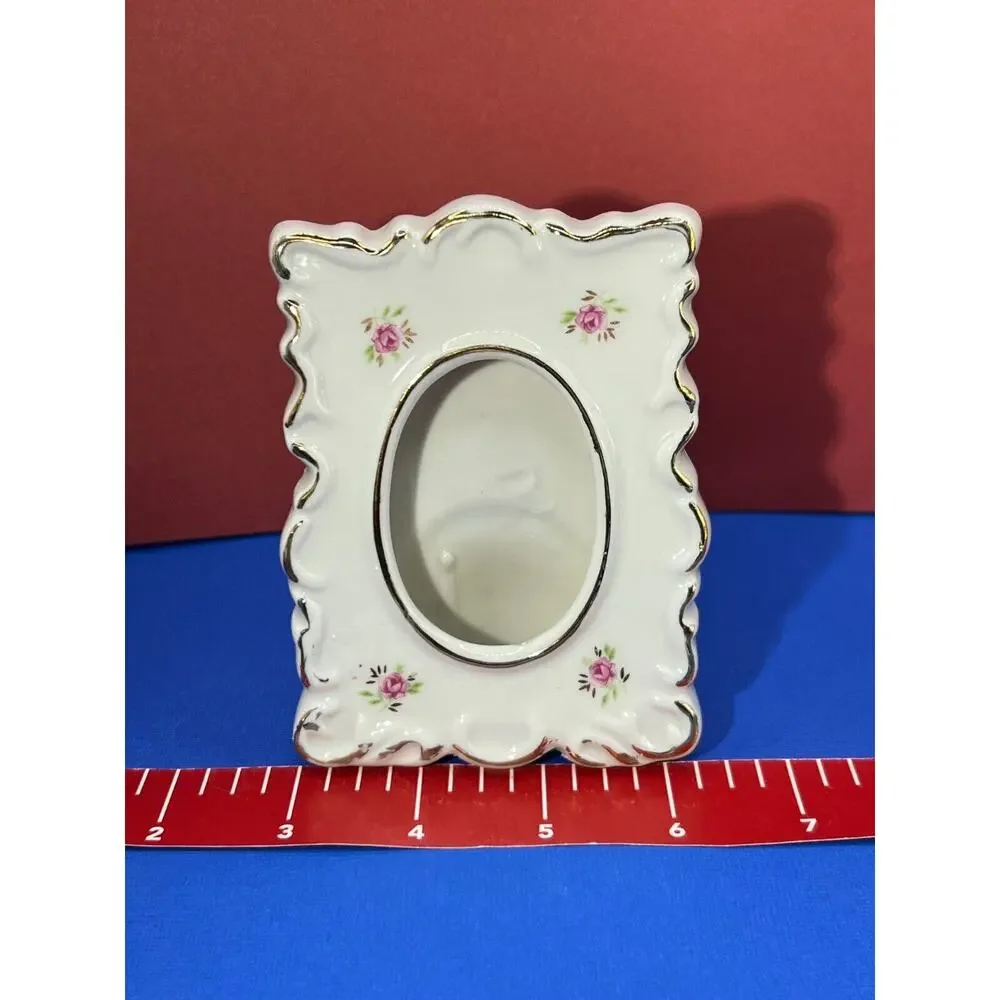 Unbranded mini picture